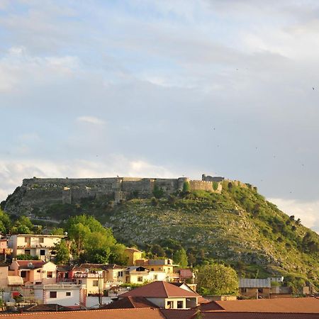 Hotel Blini Shkodër Exteriér fotografie