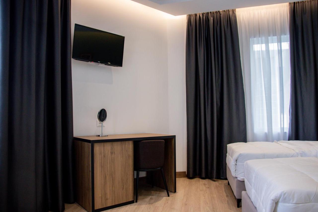 Hotel Blini Shkodër Exteriér fotografie