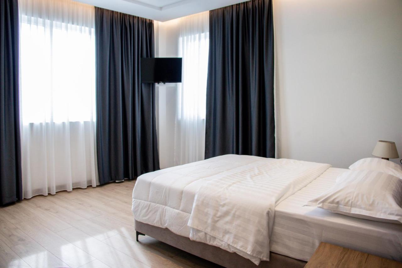 Hotel Blini Shkodër Exteriér fotografie