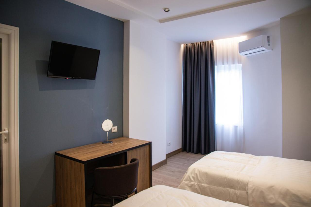 Hotel Blini Shkodër Exteriér fotografie