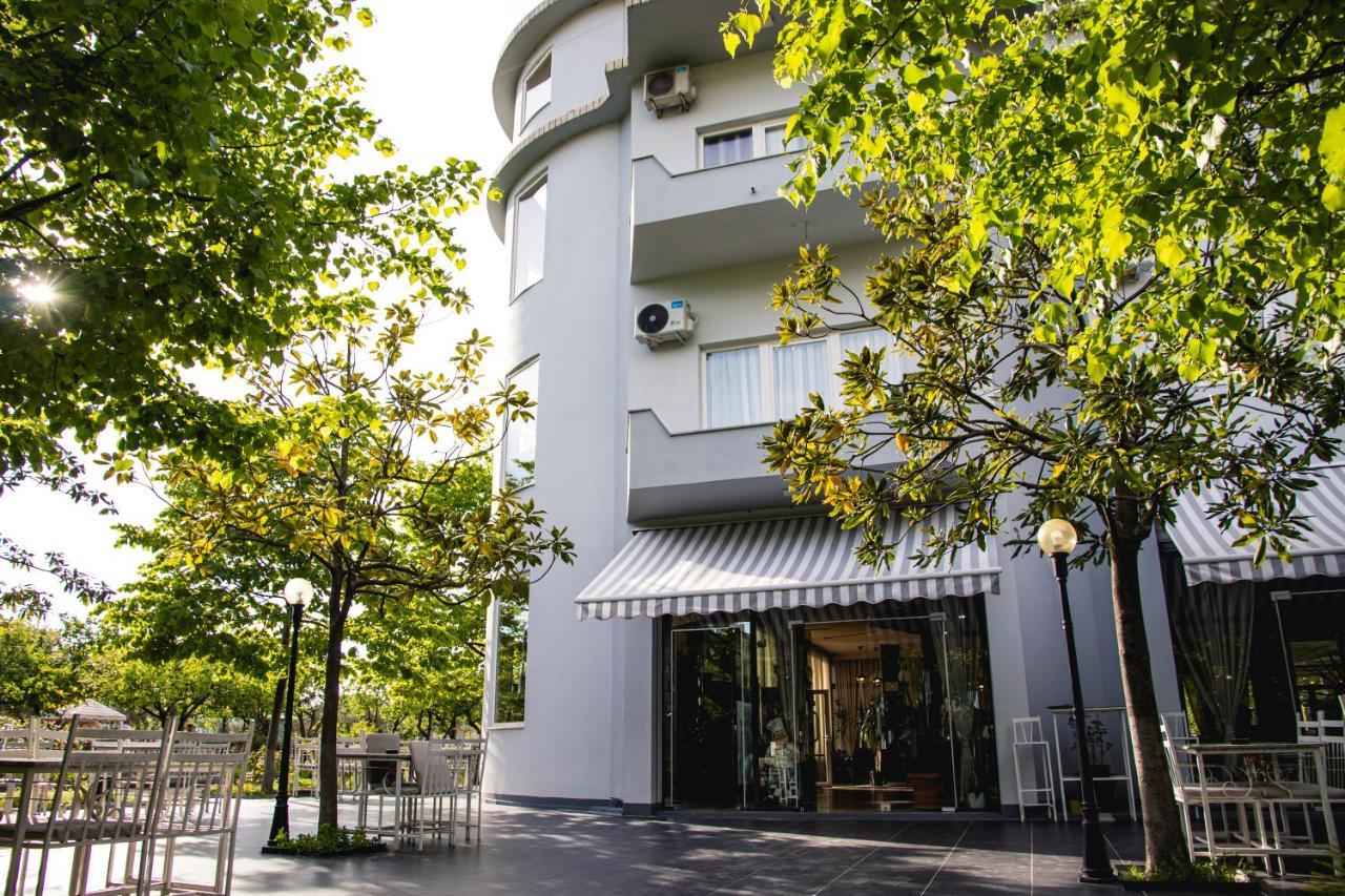 Hotel Blini Shkodër Exteriér fotografie