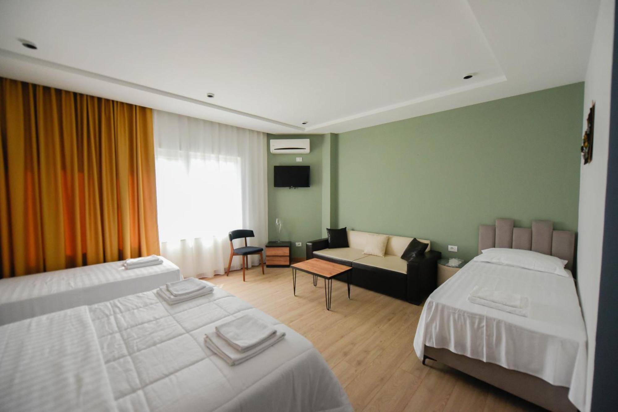 Hotel Blini Shkodër Exteriér fotografie